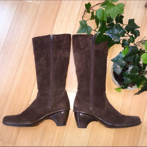 DANSKO brown suede heeled boots, sz 39, 8.5. - Picture 4 of 4